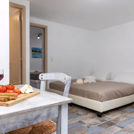 公寓 Luxury Naxos Superior With Balcony Steps Away From *