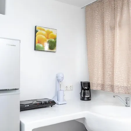 Apartman Luxury Naxos Superior With Balcony Steps Away From