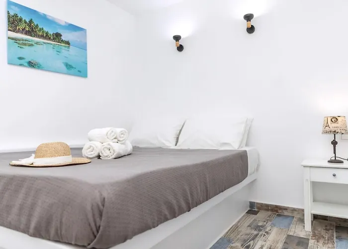 Appartamento Luxury Naxos Superior With Balcony Steps Away From